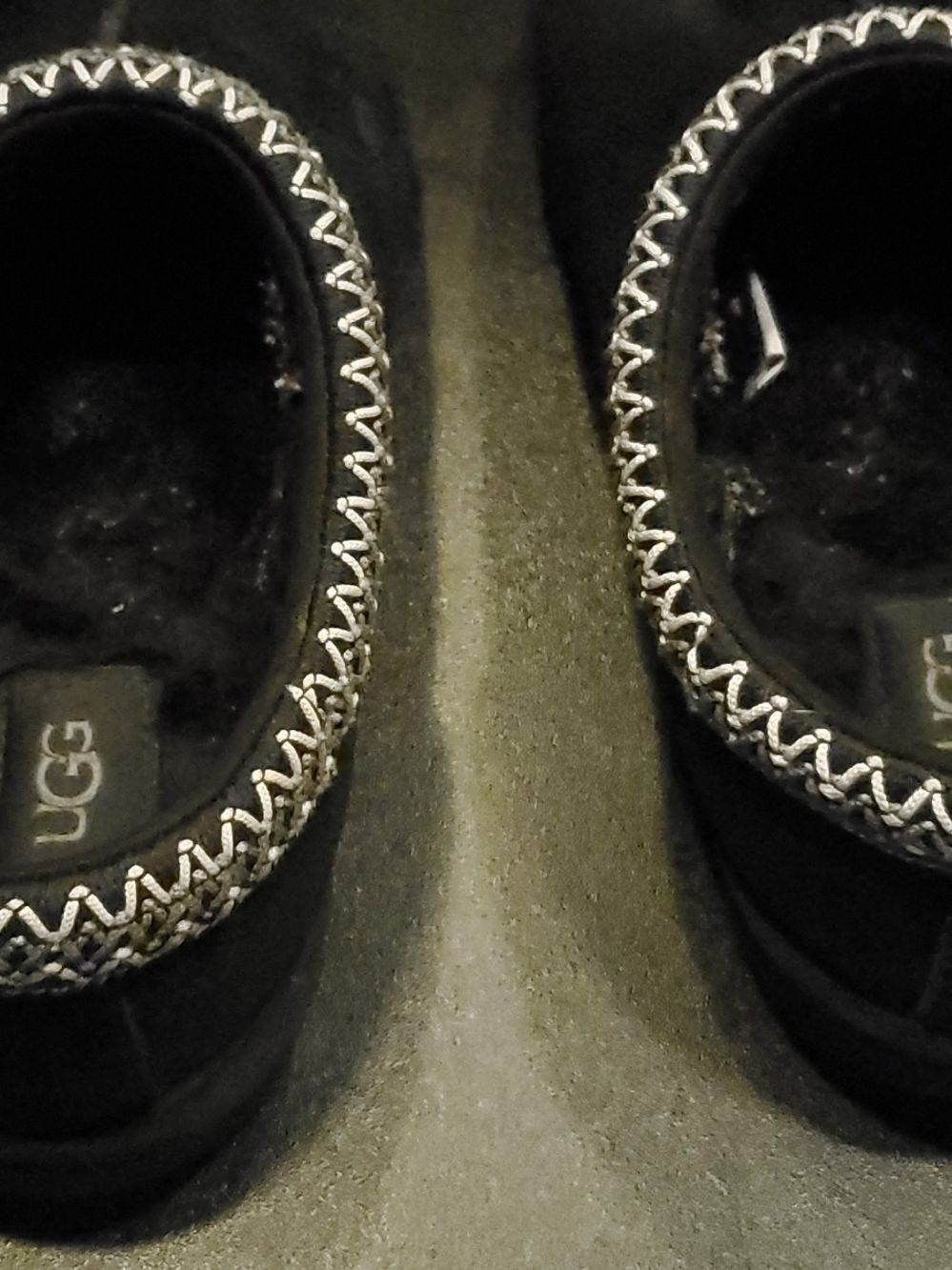 UGG Tasman Slippers Black Size 7 - Picture 6 of 8